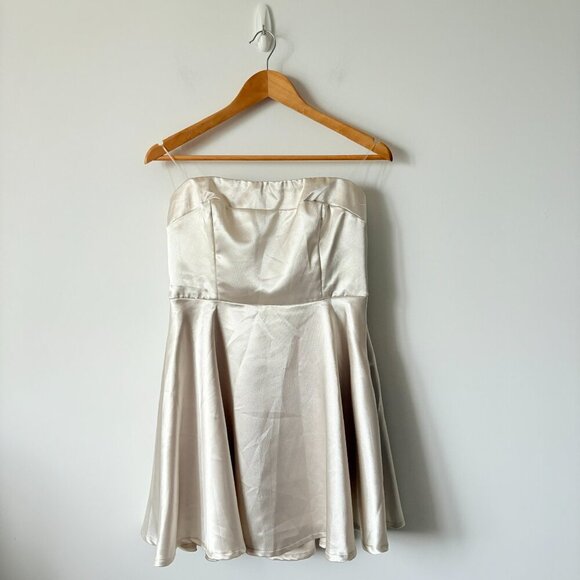 Lulus Bow Monde Champagne Strapless Dress Size Large - Picture 3 of 11